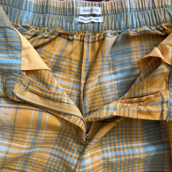Urban Outfitters Plaid Flannel Barrel Leg Cargo Pants Hight Waist Medium - Picture 4 of 4